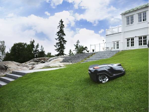 What to consider when buying a robotic mower